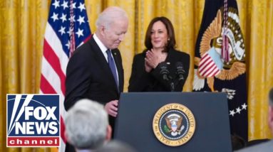 Al Sharpton to meet with Biden about Harris