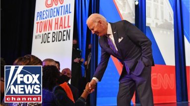 Biden mocks pushback of vaccine mandates on CNN Town Hall