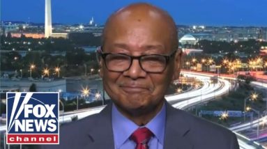 Civil rights Icon: White America can't solve problems of Black America