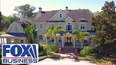 Living large along Florida's Gulf Coast