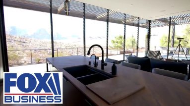 Unique hideaway in the sizzling Sin City desert